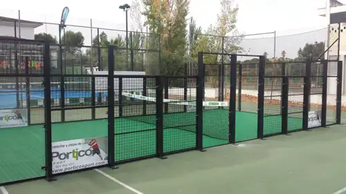 Event Mini Court in Spanien